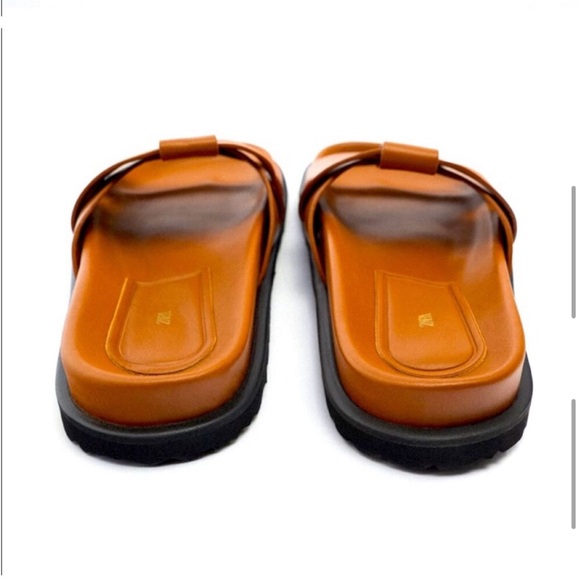 NWT ZARA LOW HEEL LEATHER SANDALS - Picture 8 of 9